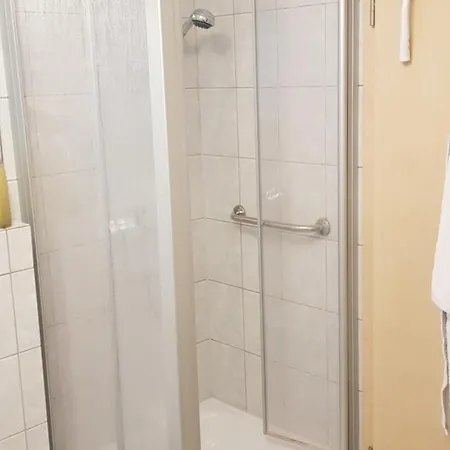 Apartment !!! In Am Brennerring !!! Tolle Lage / / Urlaub / Handwerkerunterkunft / Im Erdgeschoss *